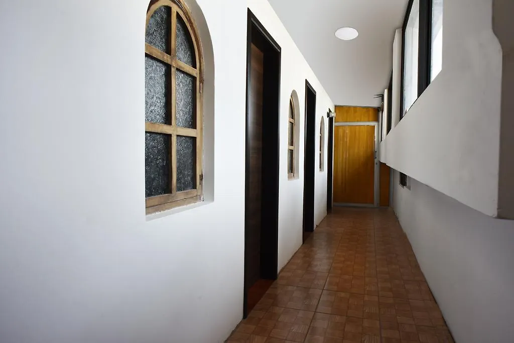 فندق Hostal Noches De كويتو