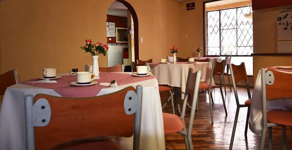 Hostal Noches De كويتو الإكوادور
