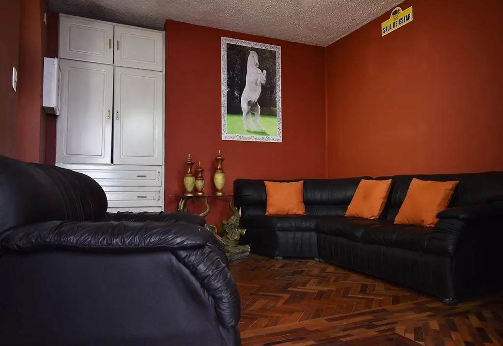 ** فندق Hostal Noches De كويتو الإكوادور
